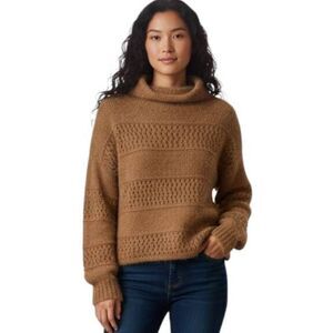 ARIZONA JEAN CO. CAMEL SWEATER SZ.XS EUC.